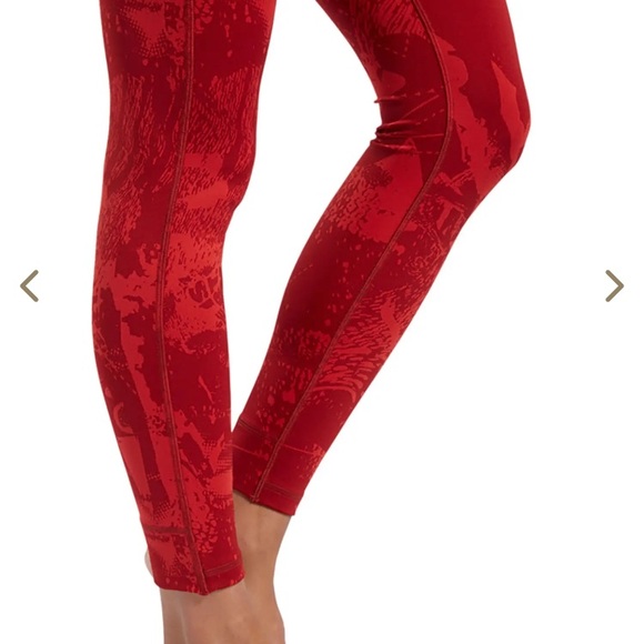 Reebok Red Workout Set - Picture 3 of 8